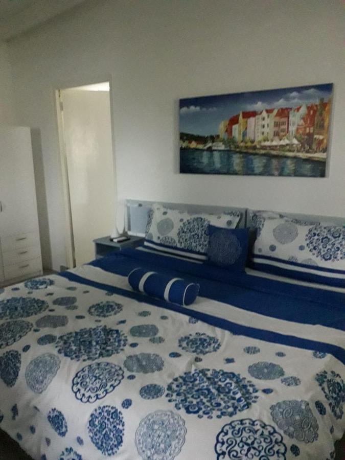 וילמסטאד Palm Trees Apartments מראה חיצוני תמונה