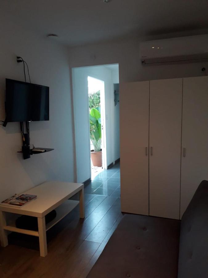 וילמסטאד Palm Trees Apartments מראה חיצוני תמונה